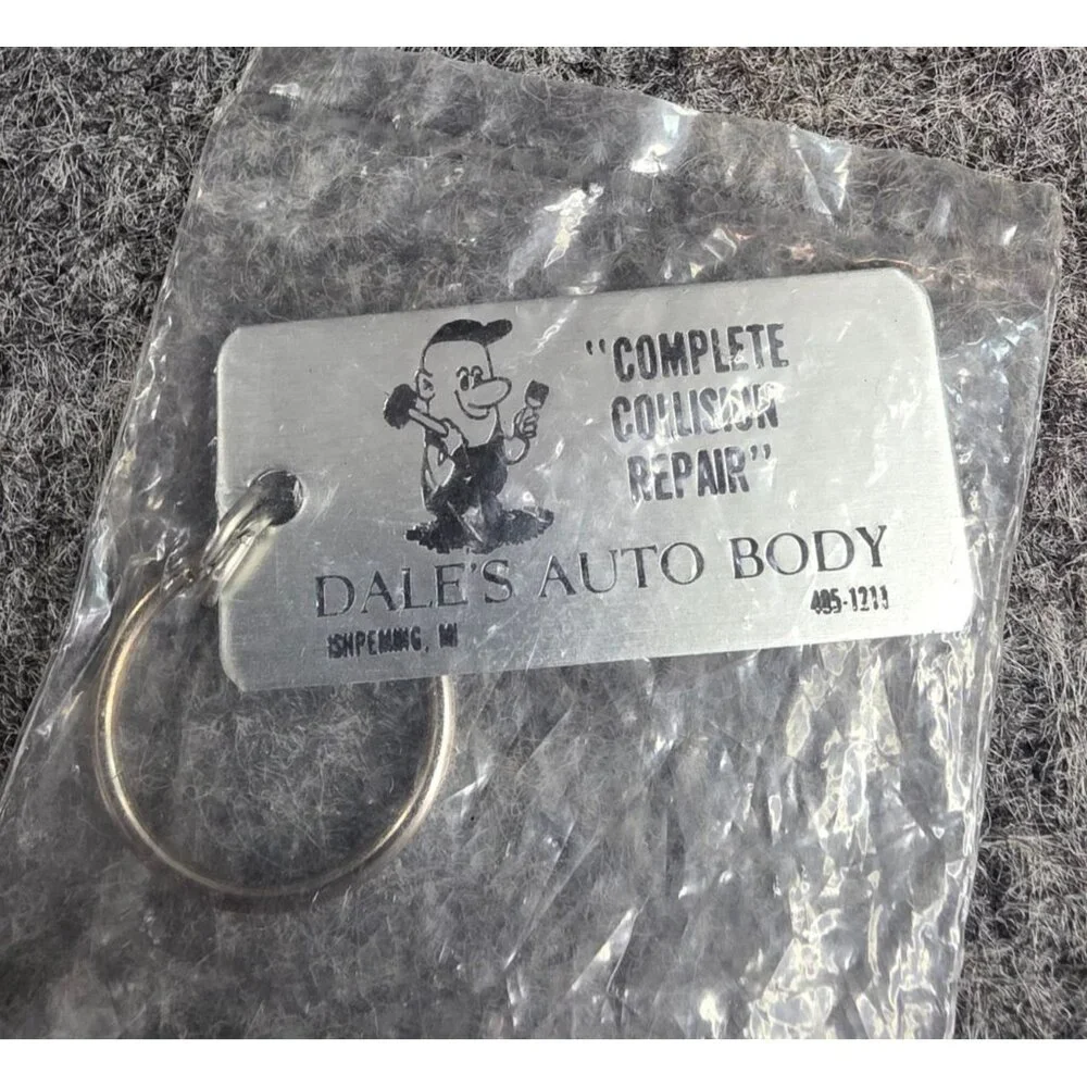 Dales Auto Body Aluminum Keychain Tag